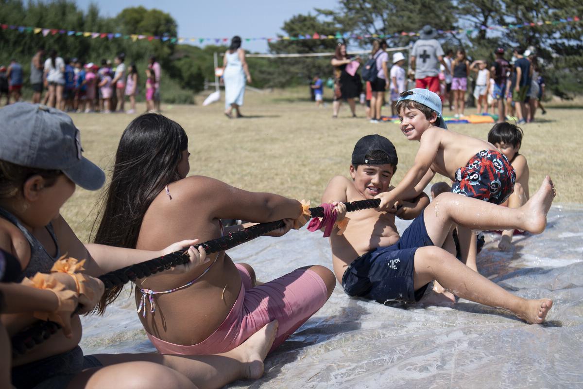 En Miramar, Kicillof dio inicio al programa Escuelas Abiertas en Verano 2026