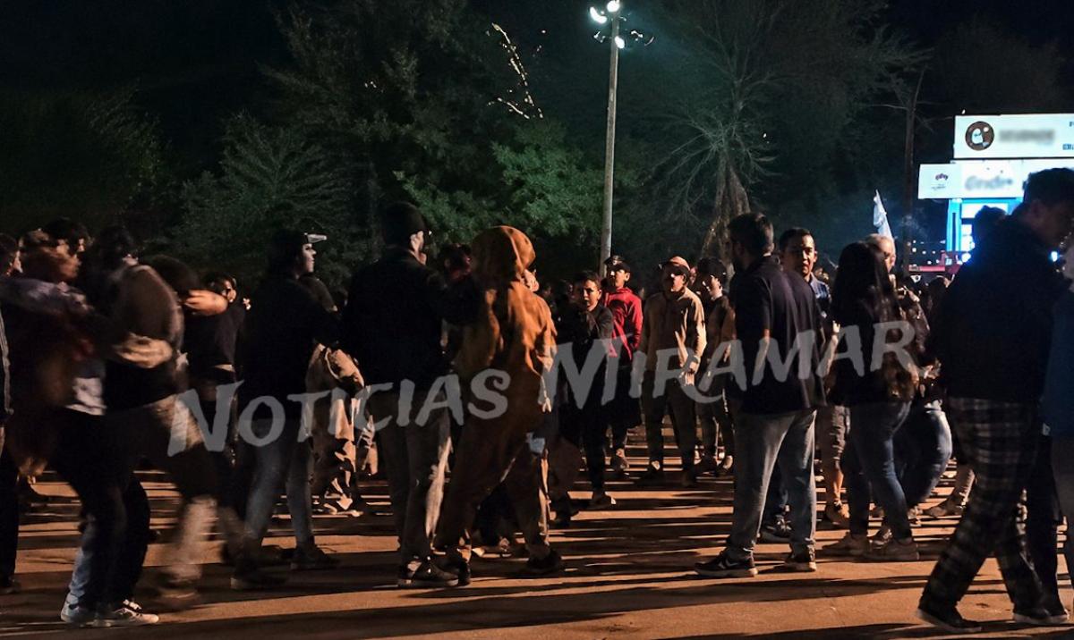 Batalla campal en Gauchos del Sur: a la espera de información oficial